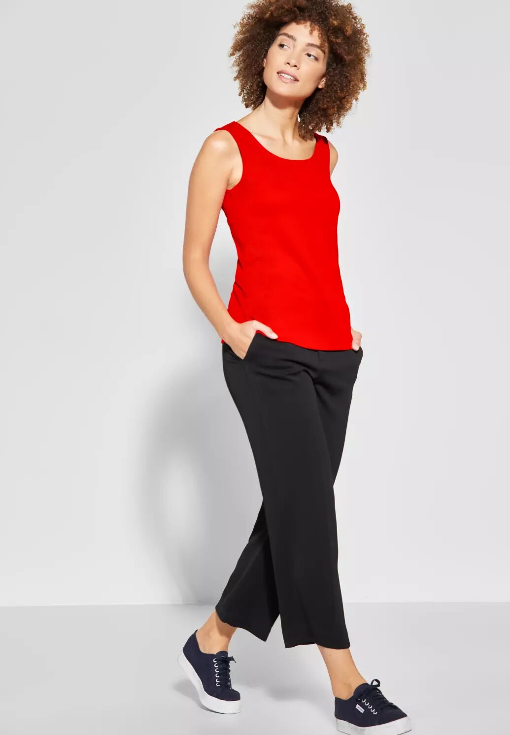 Top červený Street One