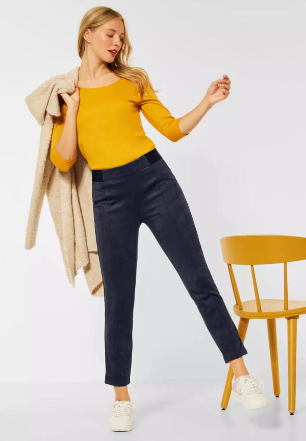 Leginy Street One tm.modrá