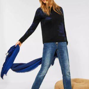 Pulóver čierny so vzorom Cecil