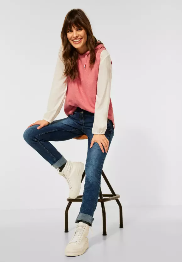 Vesta lososová Cecil