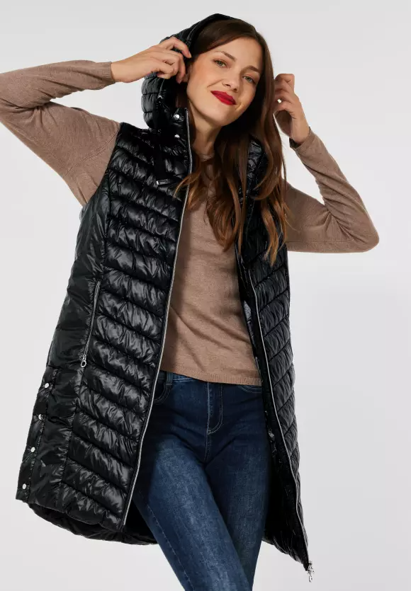 Vesta čierna Street One