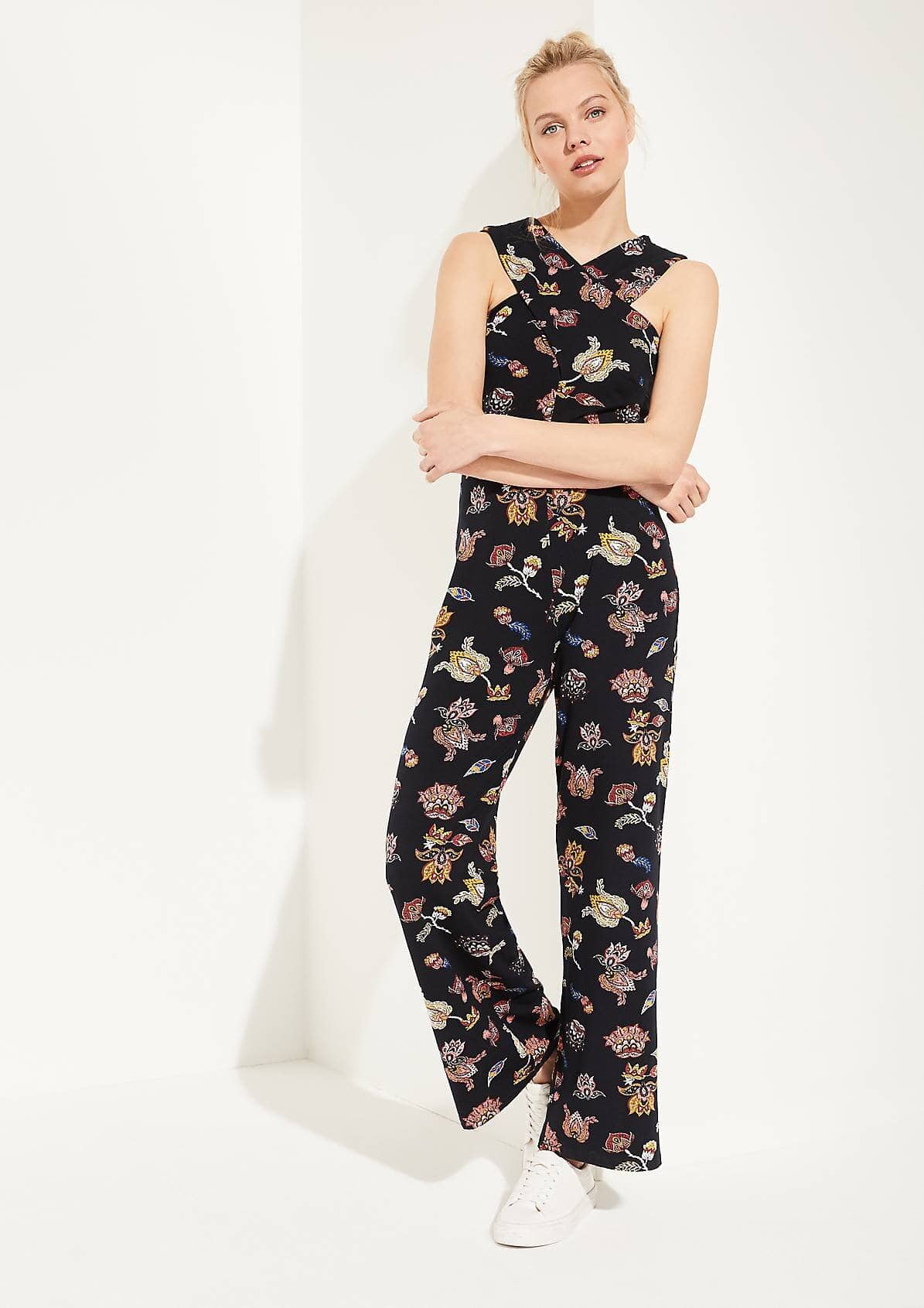 Overal čierny s potlačou Comma