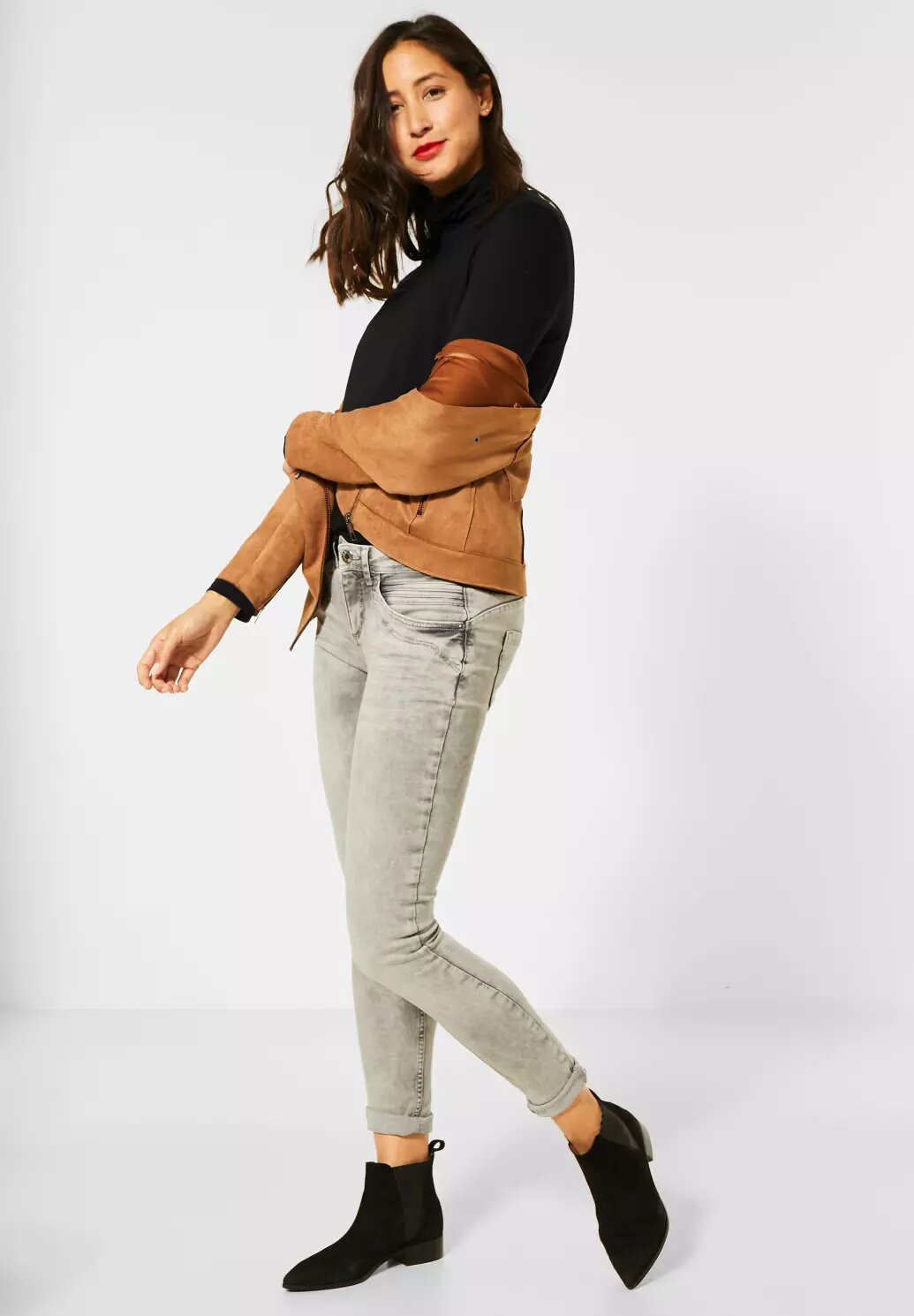 Rolák čierny Street One