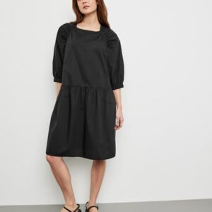 Šaty čierna  Taifun