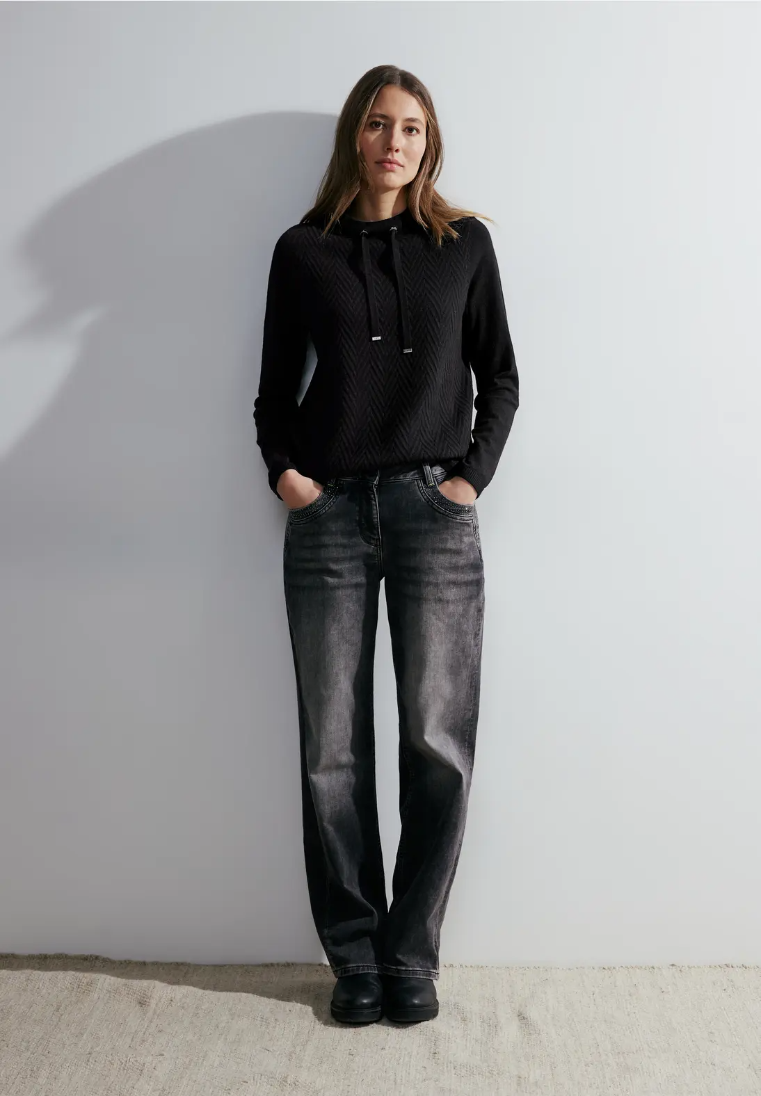 Pulóver čierna Cecil