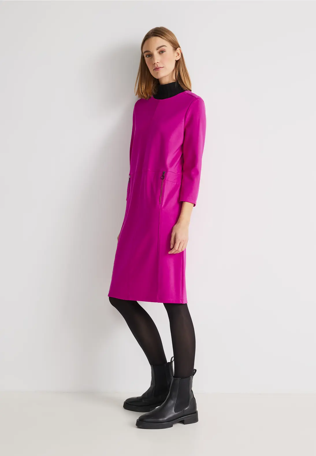 Šaty fuxia Street One