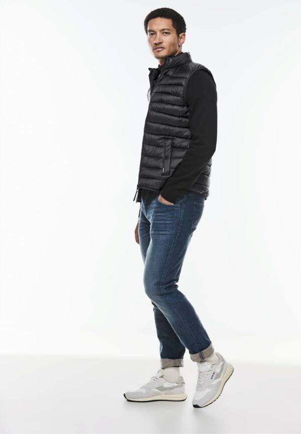 Vesta čierna Street One