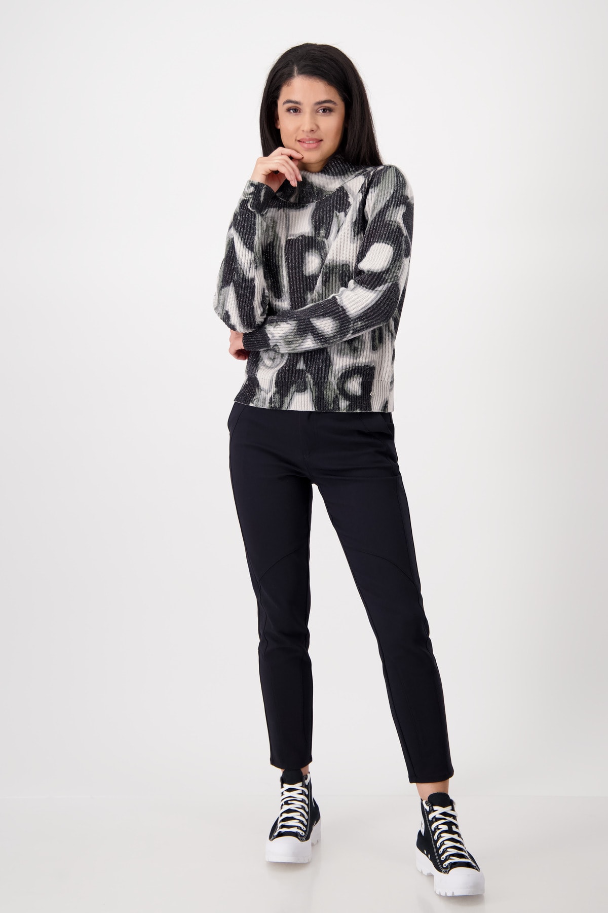 Nohavice čierne Monari