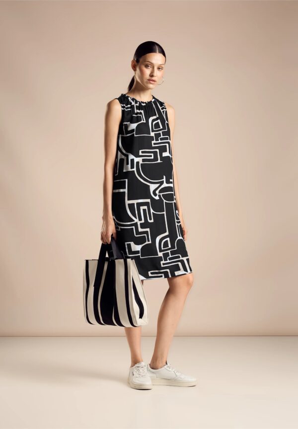 Šaty čierna-vzor Street One